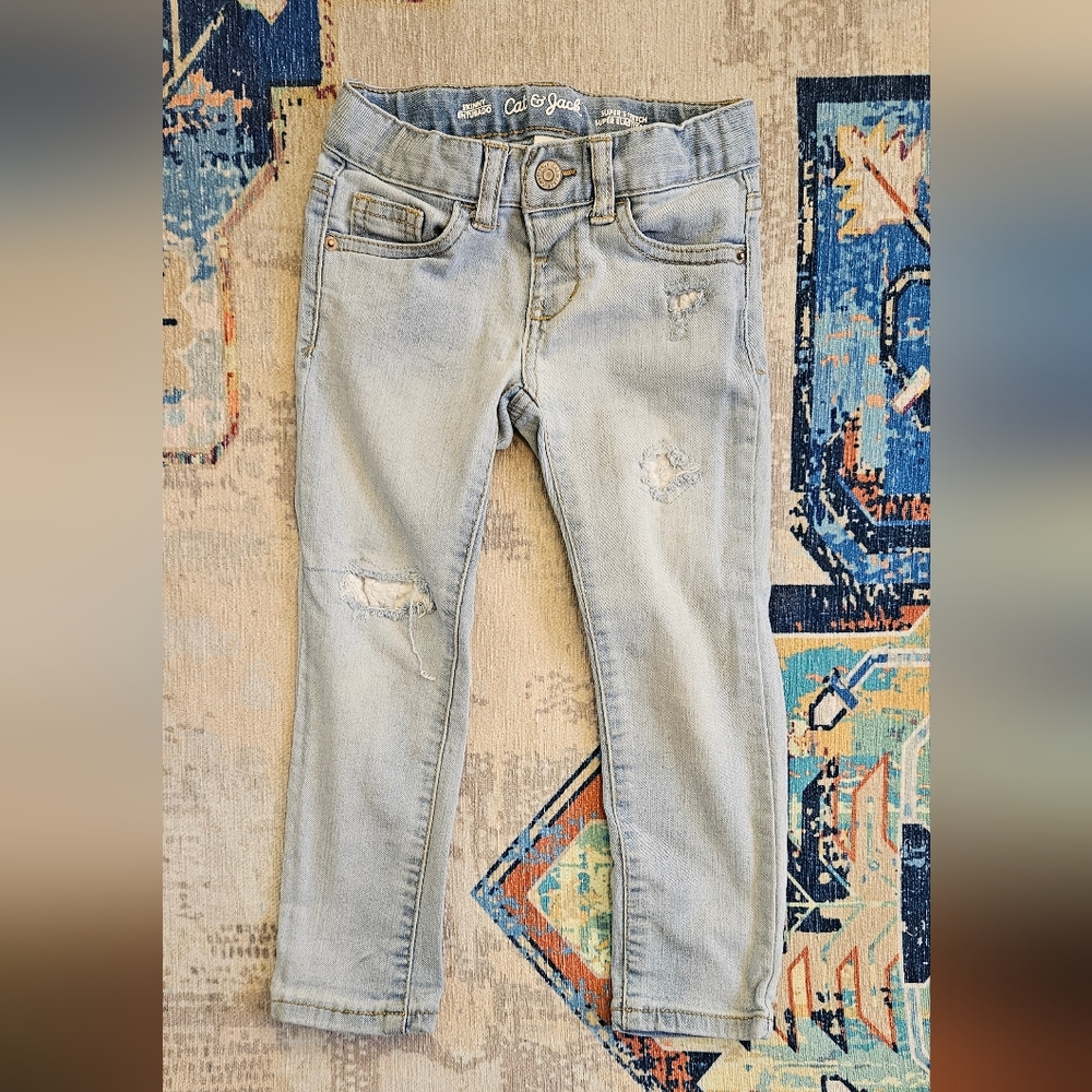 😇 4 for $20, Cat & Jack jeans, 4T